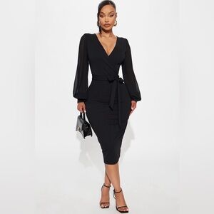 NWT-Renee Surplice Tie Waist Midi Dress